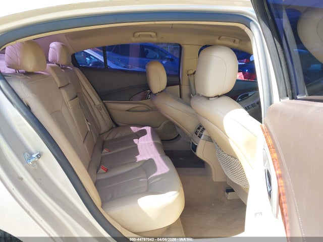 44797042 :رقم المزاد ، 1G4GC5EC6BF334065 vin ، 2011 Buick Lacrosse Cxl مزاد بيع