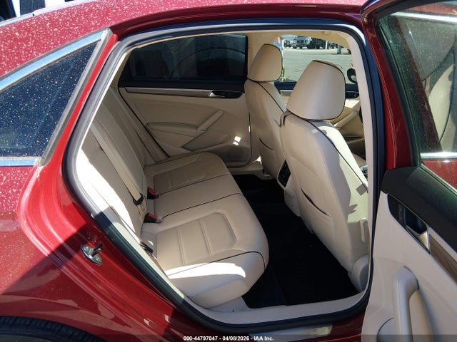 1VWGT7A30HC086165 Volkswagen Passat 1.8t Se