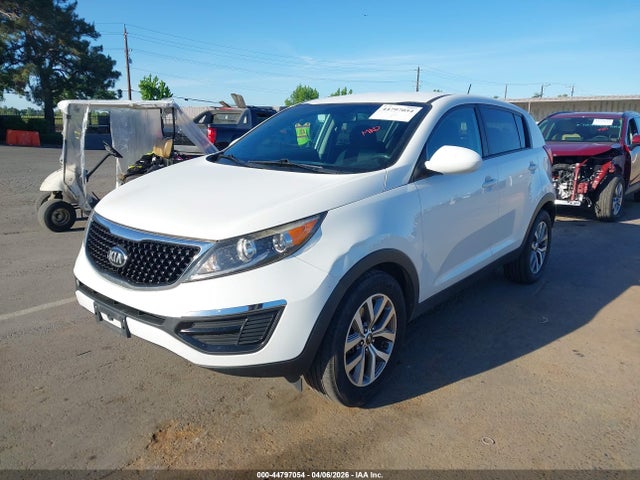 KIA Sportage Lx 2016 KNDPB3AC7G7879159 Image 2