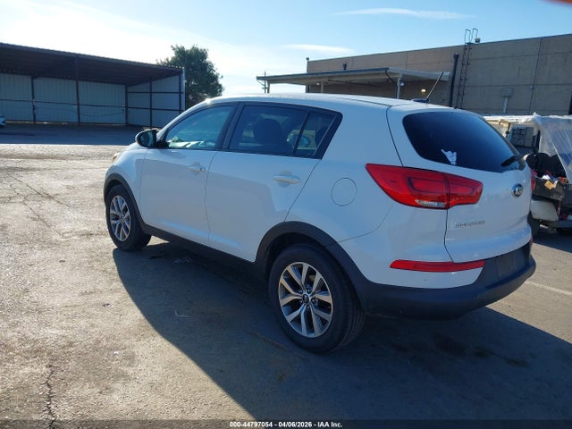 KIA Sportage Lx 2016 KNDPB3AC7G7879159 Image 3