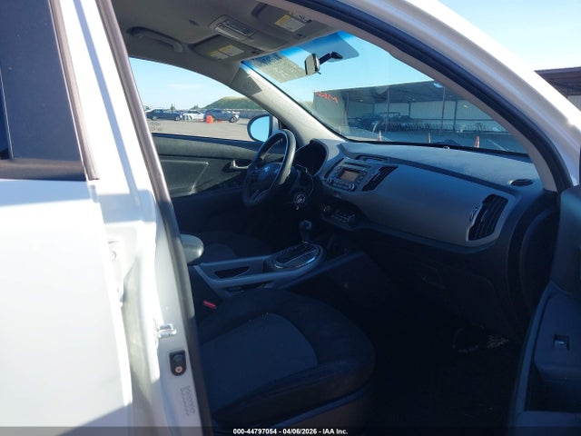 KIA Sportage Lx 2016 KNDPB3AC7G7879159 Image 5