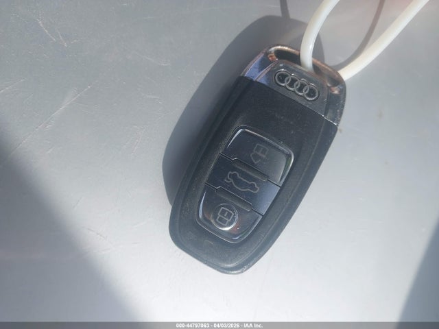 44797063 :رقم المزاد ، WAUBFAFLXDN047234 vin ، 2013 Audi A4 2.0t Premium مزاد بيع