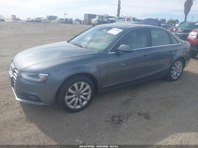 44797063 :رقم المزاد ، WAUBFAFLXDN047234 vin ، 2013 Audi A4 2.0t Premium مزاد بيع