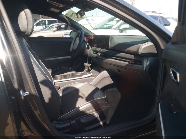 44797068 :رقم المزاد ، 3KPFW4DE8SE052492 vin ، 2025 Kia K4 Gt-line مزاد بيع