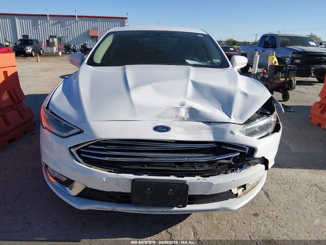 3FA6P0T90HR228954 Ford FUSION SE