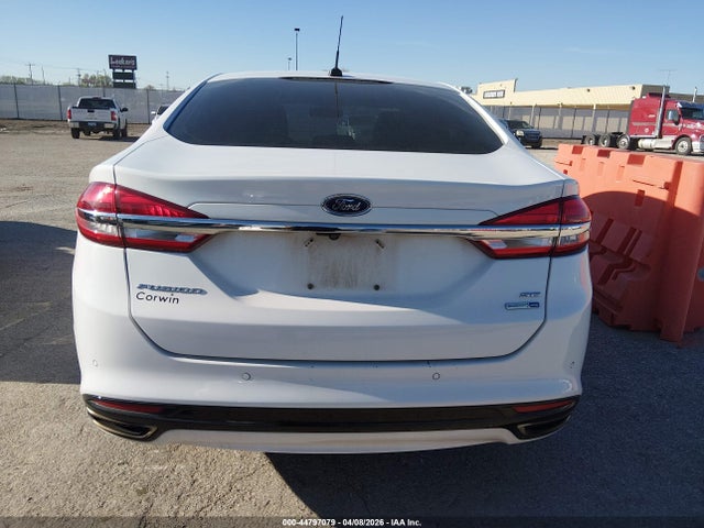 3FA6P0T90HR228954 Ford FUSION SE