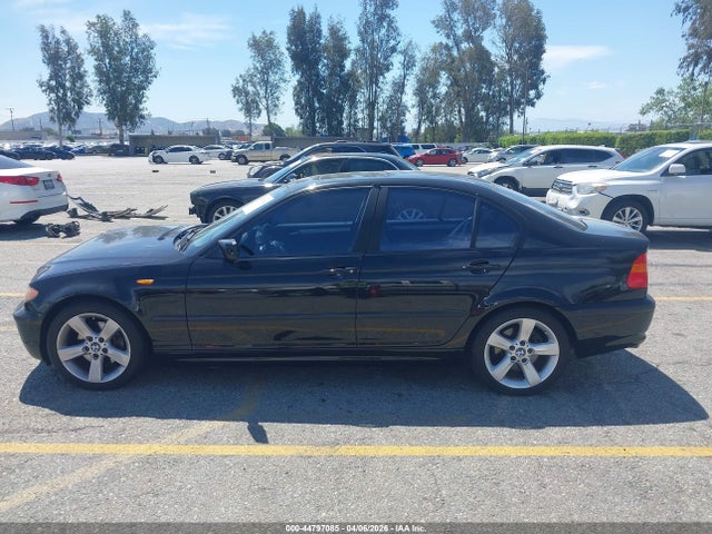 2004 Bmw 325i მანქანა იყიდება აუქციონზე, vin: WBAAZ33474KP83271, აუქციონის ნომერი: 44797085