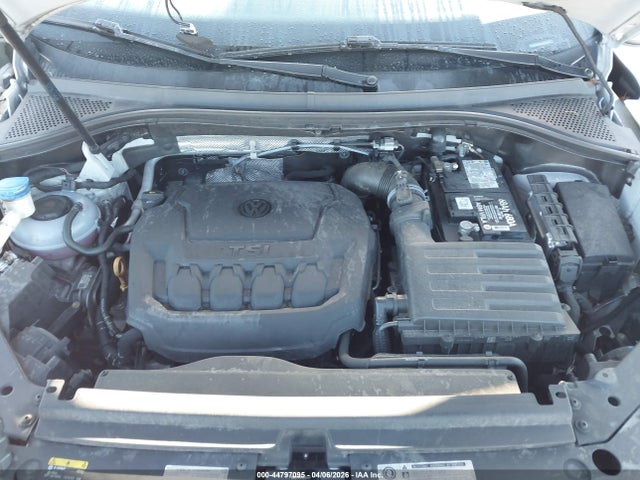 44797095 :رقم المزاد ، 3VV3B7AXXJM040145 vin ، 2018 Volkswagen Tiguan 2.0t Se/2.0t Sel مزاد بيع