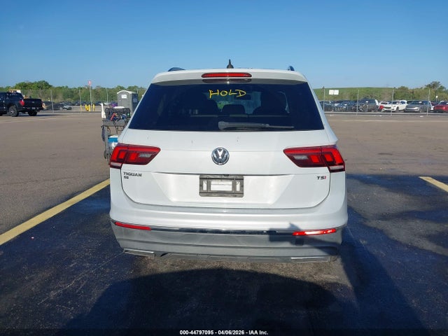 44797095 :رقم المزاد ، 3VV3B7AXXJM040145 vin ، 2018 Volkswagen Tiguan 2.0t Se/2.0t Sel مزاد بيع