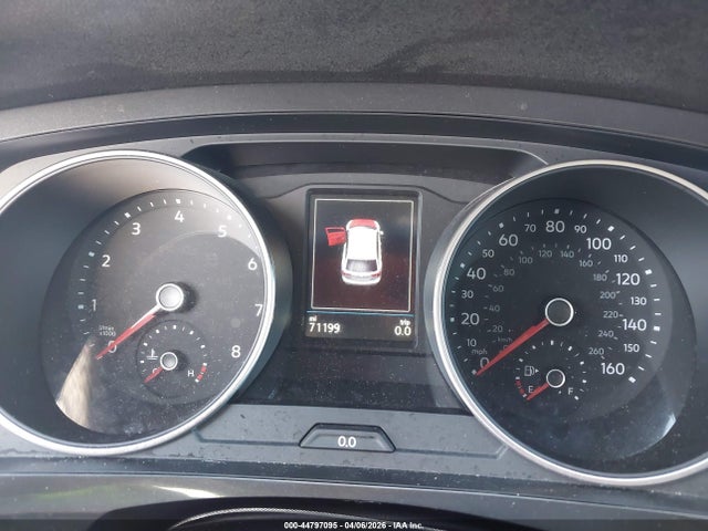 44797095 :رقم المزاد ، 3VV3B7AXXJM040145 vin ، 2018 Volkswagen Tiguan 2.0t Se/2.0t Sel مزاد بيع