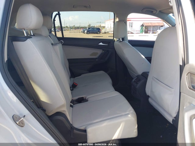 44797095 :رقم المزاد ، 3VV3B7AXXJM040145 vin ، 2018 Volkswagen Tiguan 2.0t Se/2.0t Sel مزاد بيع