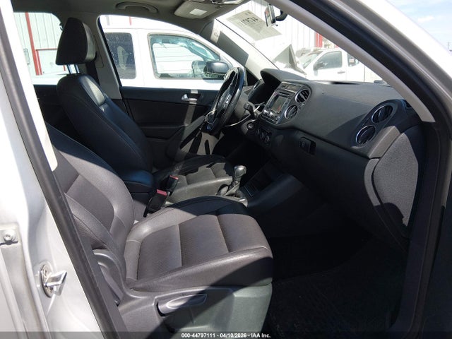 2012 VOLKSWAGEN TIGUAN WVGAV7AX5CW544842 Photo 4