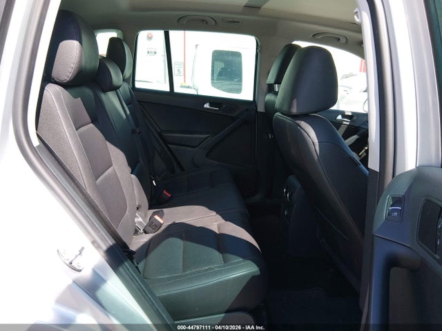 2012 VOLKSWAGEN TIGUAN WVGAV7AX5CW544842 Photo 7