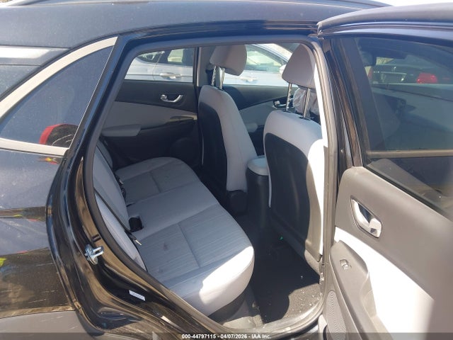 44797115 :رقم المزاد ، KM8K3CABXNU763477 vin ، 2022 Hyundai Kona Sel مزاد بيع
