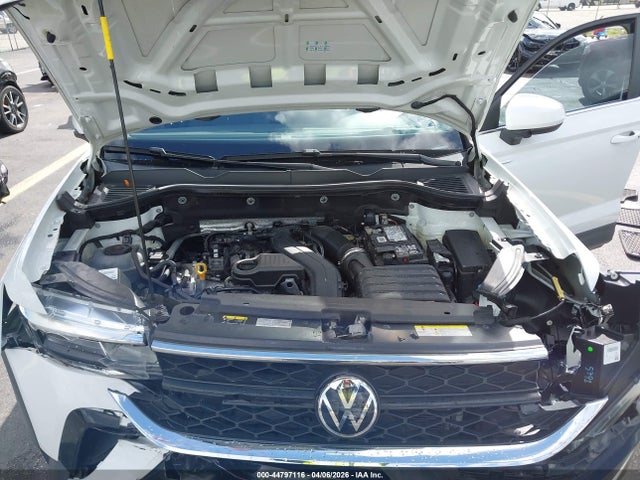 Продаж на аукціоні авто 2022 Volkswagen Taos 1.5t Se, vin: 3VVSX7B27NM017346, номер лоту: 44797116