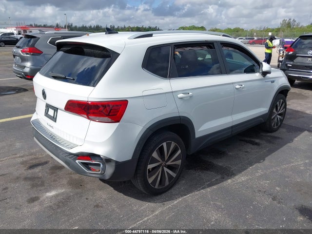 Продаж на аукціоні авто 2022 Volkswagen Taos 1.5t Se, vin: 3VVSX7B27NM017346, номер лоту: 44797116