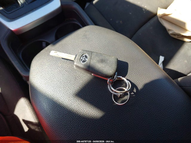 Toyota RAV4 LE 2020 JTMG1RFV2LD062872 Image 11