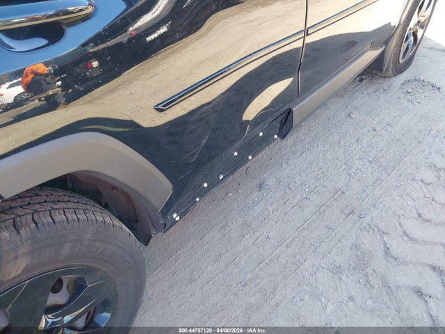 Toyota RAV4 LE 2020 JTMG1RFV2LD062872 Image 18