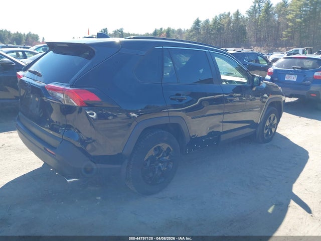 Toyota RAV4 LE 2020 JTMG1RFV2LD062872 Image 4