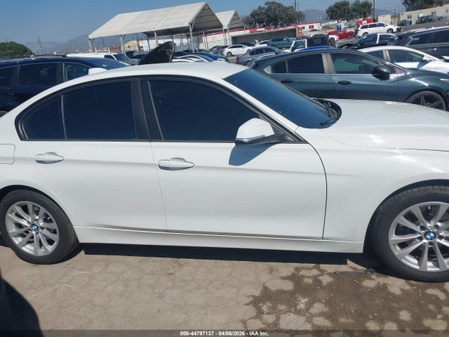 Продажа на аукционе авто 2018 Bmw 320i, vin: WBA8A9C50JAH13830, номер лота: 44797137