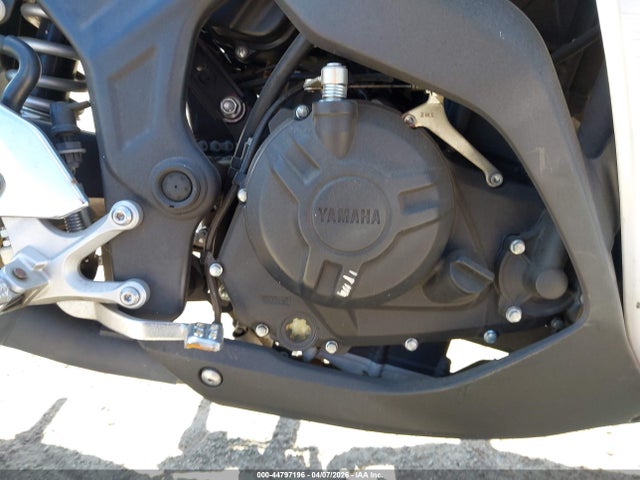 MH3RH06Y4FK001261 Yamaha YZFR3