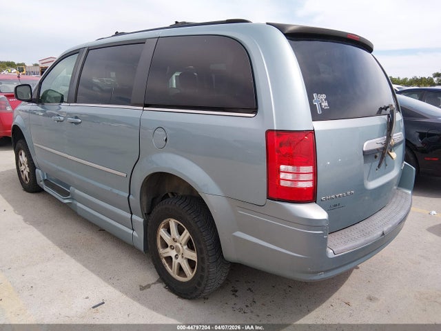 2009 CHRYSLER TOWN & COUNTRY 2A8HR54169R584893 Photo 2