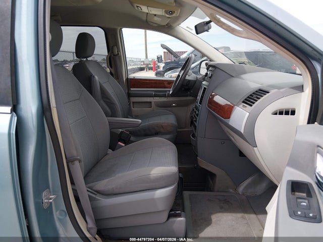 2009 CHRYSLER TOWN & COUNTRY 2A8HR54169R584893 Photo 4