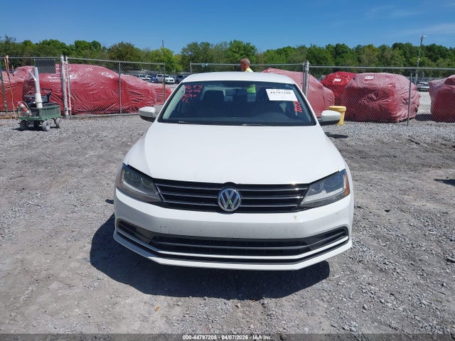 44797208 :رقم المزاد ، 3VW2B7AJ1HM353260 vin ، 2017 Volkswagen Jetta 1.4t S مزاد بيع
