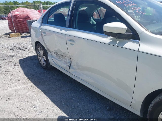 44797208 :رقم المزاد ، 3VW2B7AJ1HM353260 vin ، 2017 Volkswagen Jetta 1.4t S مزاد بيع