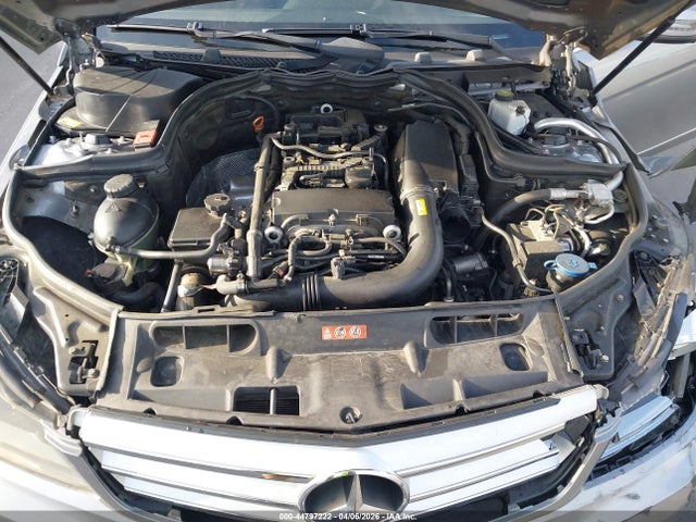 Продаж на аукціоні авто 2013 Mercedes-benz C 250 Sport, vin: WDDGF4HB5DR256670, номер лоту: 44797222