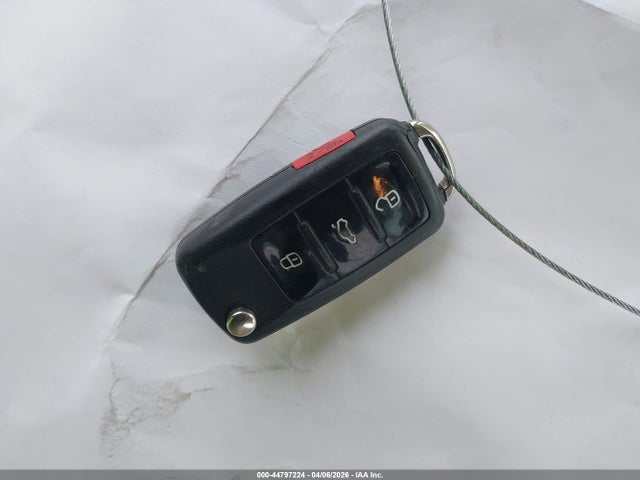 44797224 :رقم المزاد ، 1VWBT7A35FC020914 vin ، 2015 Volkswagen Passat 1.8t Se مزاد بيع