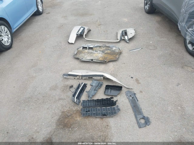 44797224 :رقم المزاد ، 1VWBT7A35FC020914 vin ، 2015 Volkswagen Passat 1.8t Se مزاد بيع