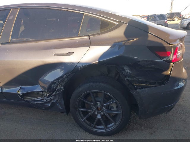 5YJ3E1EA8NF295458 Tesla Model 3 Rear-wheel Drive