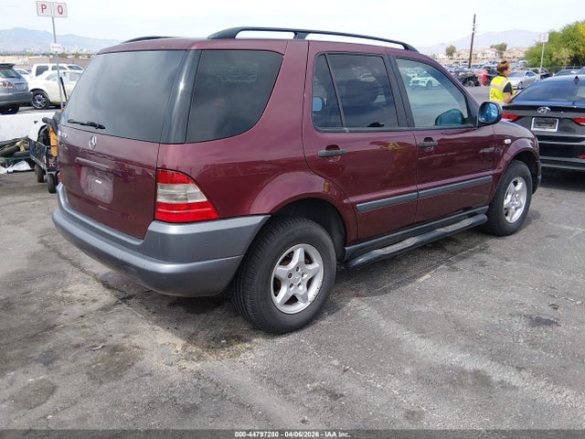 44797280 :رقم المزاد ، 4JGAB54E5WA020101 vin ، 1998 Mercedes-benz Ml 320 Classic مزاد بيع