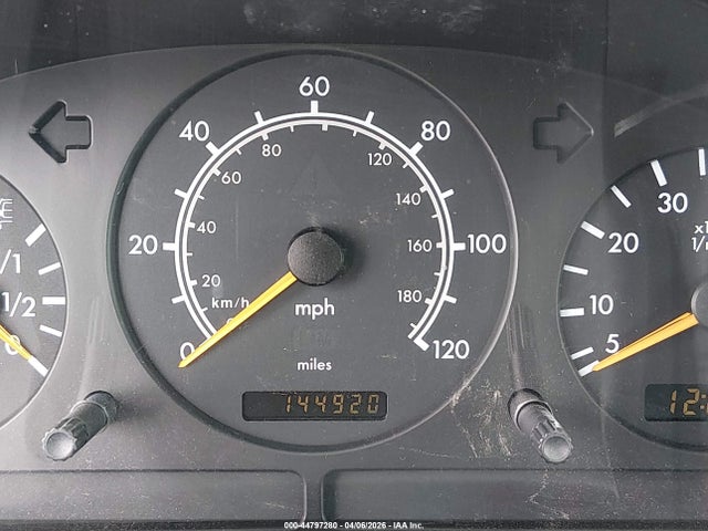 44797280 :رقم المزاد ، 4JGAB54E5WA020101 vin ، 1998 Mercedes-benz Ml 320 Classic مزاد بيع