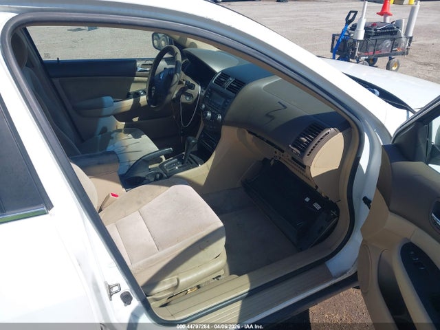 Продажа на аукционе авто 2004 Honda Accord 2.4 Lx, vin: 3HGCM56334G703093, номер лота: 44797284