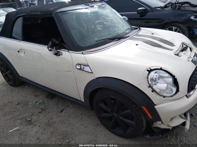 44797314 :رقم المزاد ، WMWZP3C59DT706008 vin ، 2013 Mini Convertible Cooper S مزاد بيع