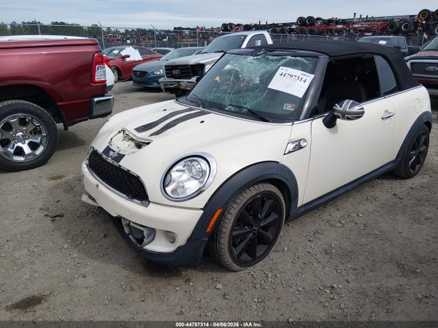 44797314 :رقم المزاد ، WMWZP3C59DT706008 vin ، 2013 Mini Convertible Cooper S مزاد بيع