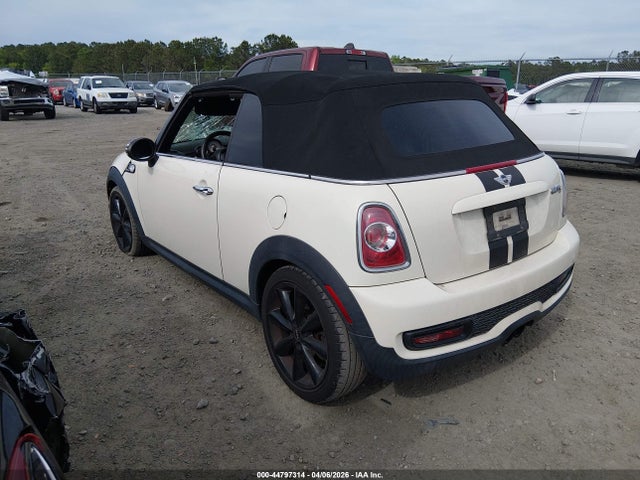 44797314 :رقم المزاد ، WMWZP3C59DT706008 vin ، 2013 Mini Convertible Cooper S مزاد بيع