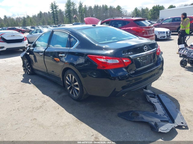 1N4AL3AP3HC173911 Nissan Altima 2.5 Sv