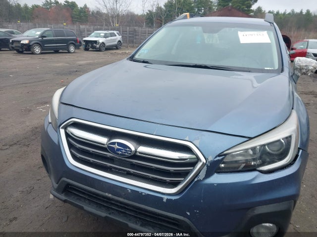 44797352 :رقم المزاد ، 4S4BSAFC6J3315021 vin ، 2018 Subaru Outback 2.5i Premium مزاد بيع