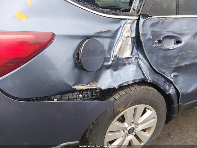 44797352 :رقم المزاد ، 4S4BSAFC6J3315021 vin ، 2018 Subaru Outback 2.5i Premium مزاد بيع