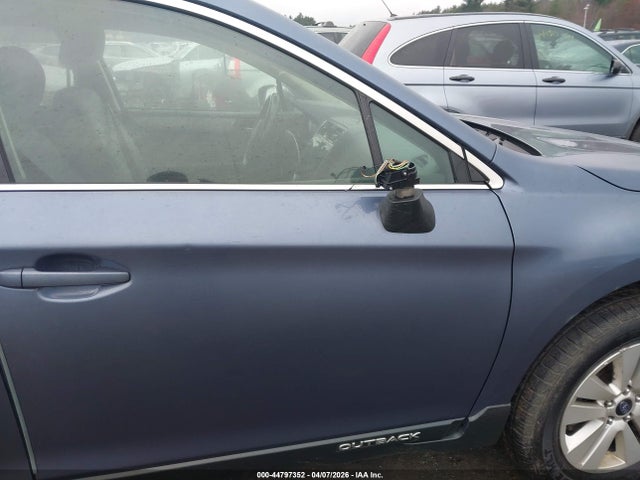 44797352 :رقم المزاد ، 4S4BSAFC6J3315021 vin ، 2018 Subaru Outback 2.5i Premium مزاد بيع