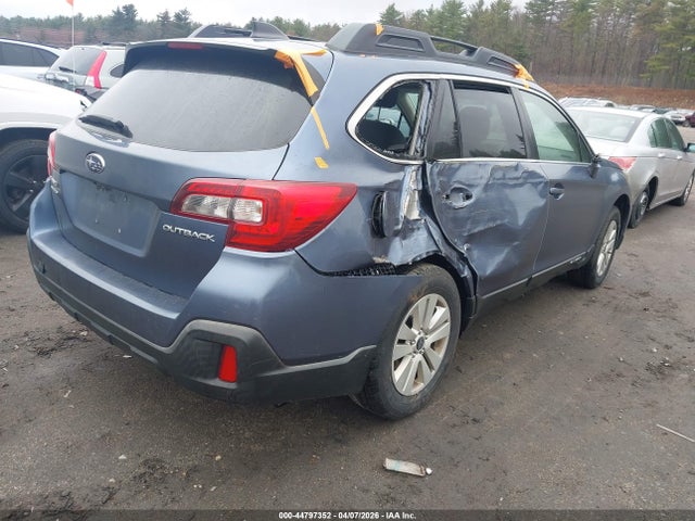 44797352 :رقم المزاد ، 4S4BSAFC6J3315021 vin ، 2018 Subaru Outback 2.5i Premium مزاد بيع