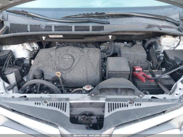 Toyota SIENNA XLE 2020 5TDYZ3DC5LS077995 Image 10