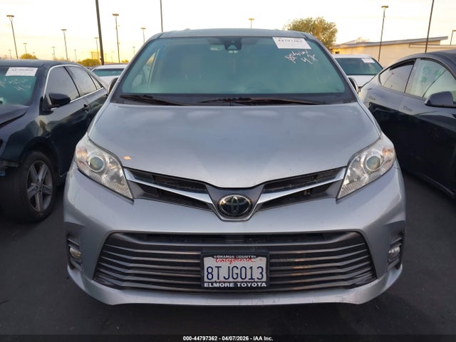 Toyota SIENNA XLE 2020 5TDYZ3DC5LS077995 Image 13