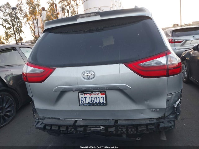 Toyota SIENNA XLE 2020 5TDYZ3DC5LS077995 Image 17