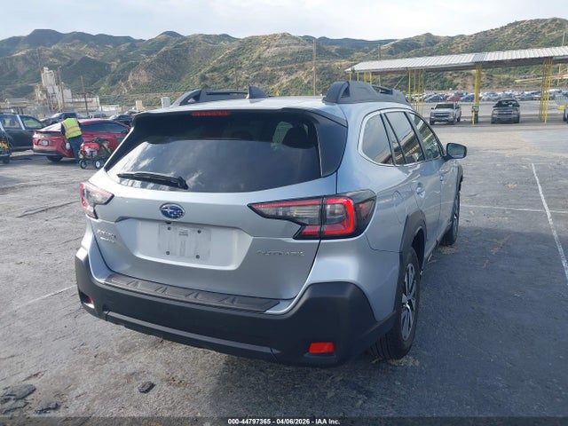 Subaru Outback Premium 2023 4S4BTAFC9P3217462 Image 4
