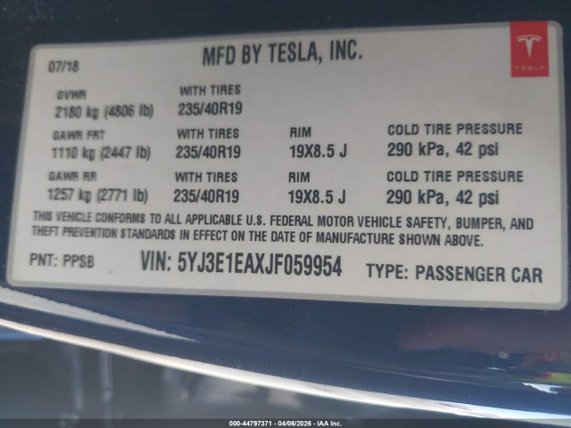 2018 TESLA MODEL 3 5YJ3E1EAXJF059954 Photo 8