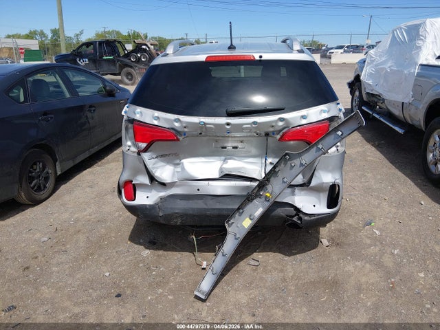 44797379 :رقم المزاد ، 5XYKT3A65EG530678 vin ، 2014 Kia Sorento Lx مزاد بيع